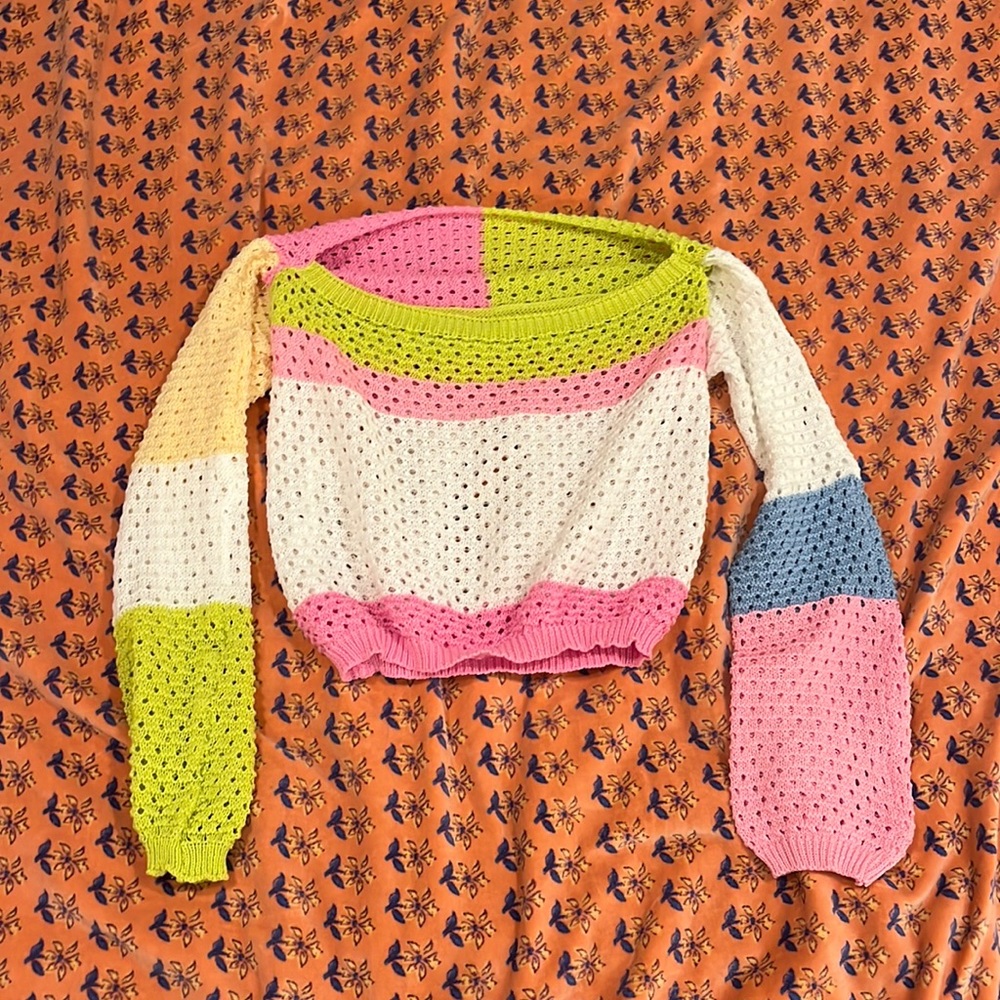 Trendy color block sweater top